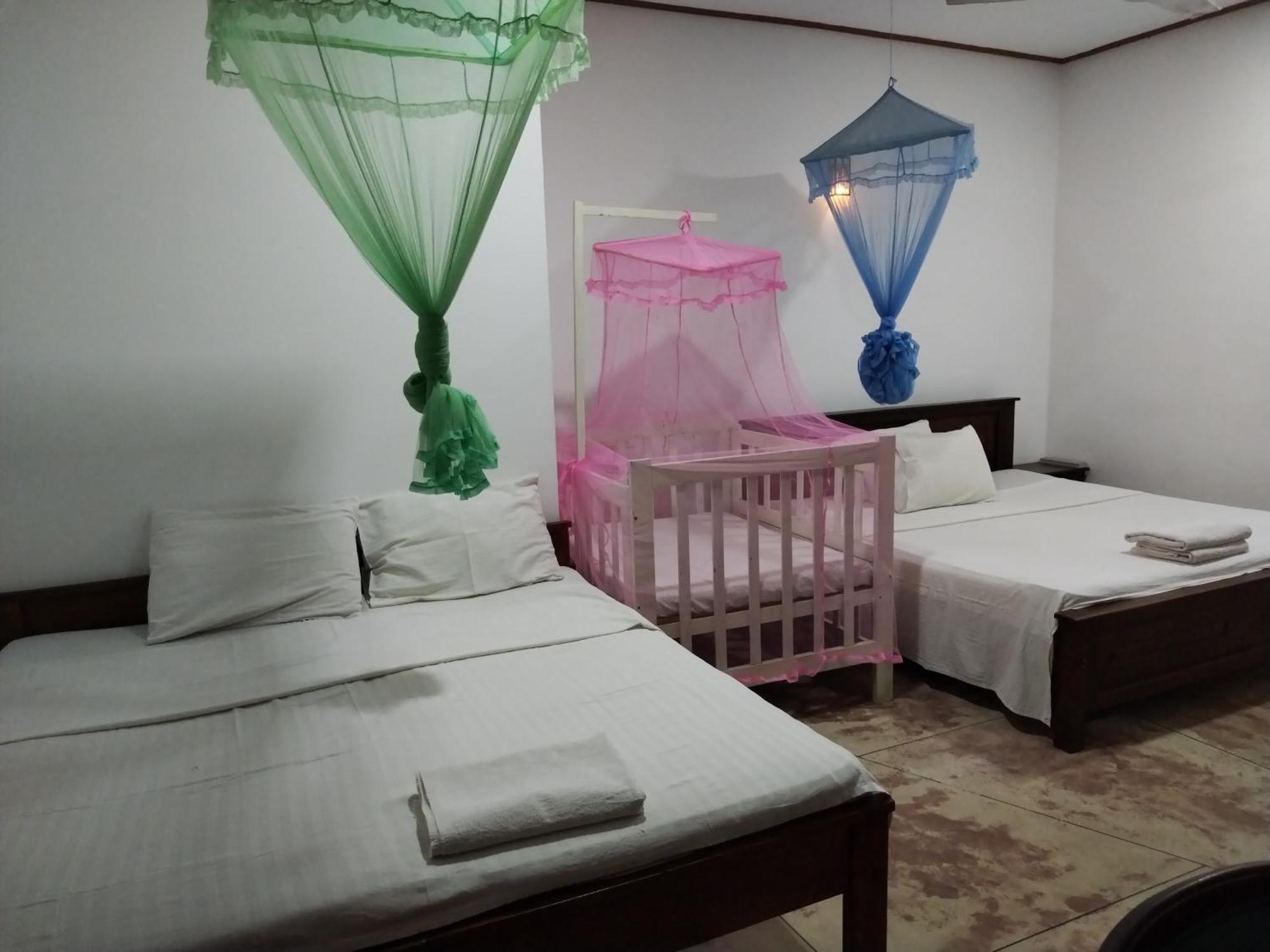 Bed and Breakfast Ocean Gate Негомбо Экстерьер фото